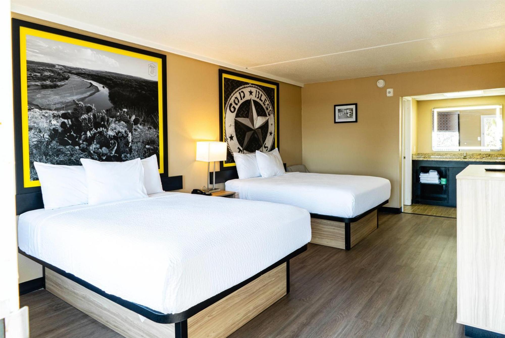 Hotel Super 8 By Wyndham Corpus Christi Airport Esterno foto